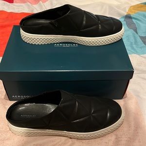 Black Leather quilted Aerosoles slide-on sneakers - never worn